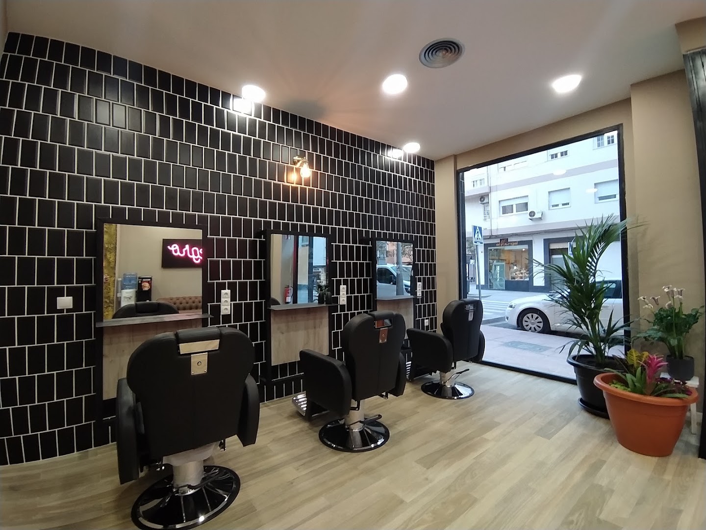 ALLEGRO ESTILISTAS ALTAMIRA - Peluquería en Almería