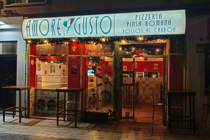 AMORE E GUSTO - Pizzería en Almería