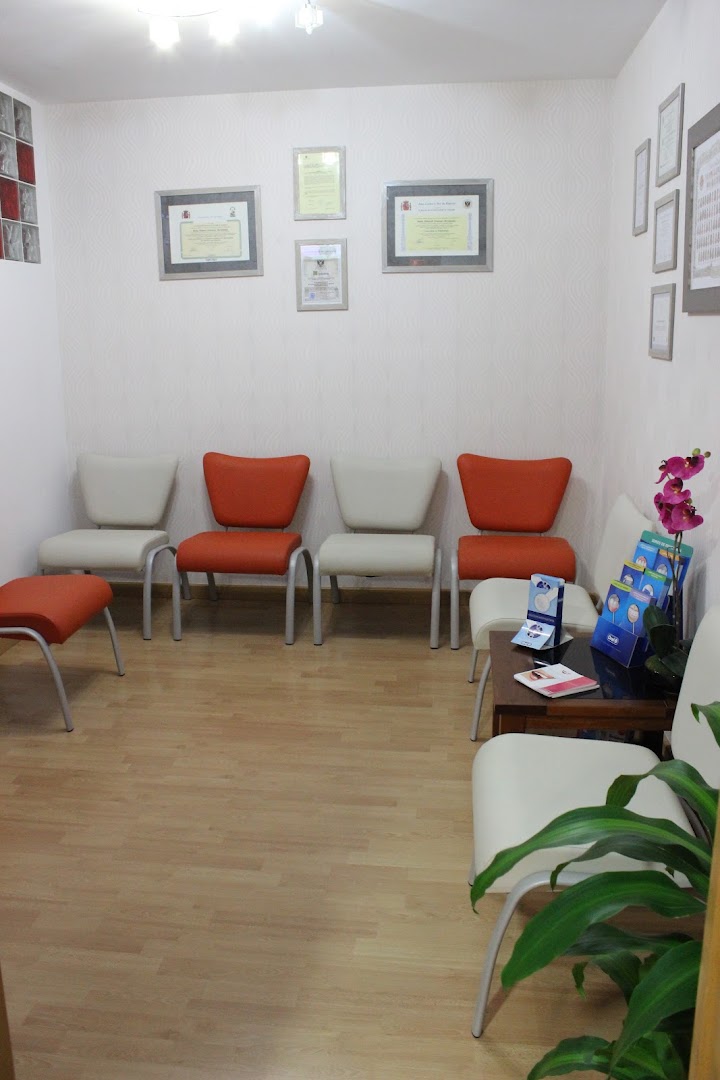 AVANDENTAL Dra. Déborah Giménez Hernández - Dentista en Almería