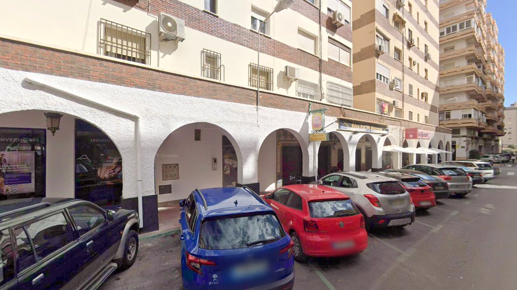 AXA Oficina Seguros Monbat Asesores (Almería) - Agencia de seguros en Almería