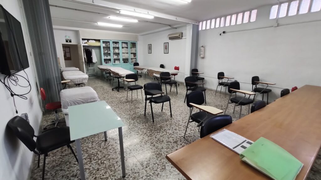 Academia De Estetica Carol's - Academia de estética en Almería