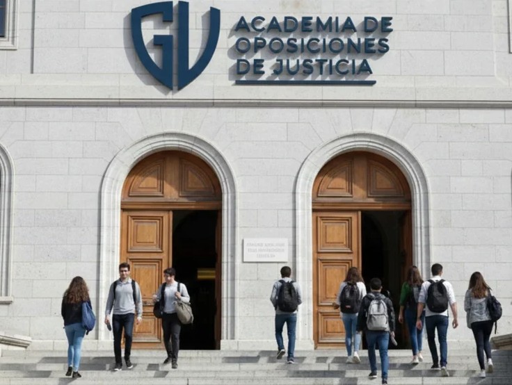Academia Oposiciones Justicia - Escuela en Almería