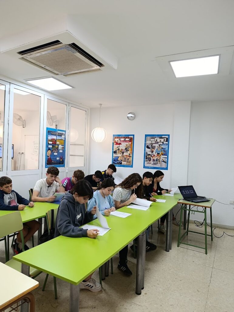 Academia de Inglés en Almería | Little School - Academia de idiomas en Almería