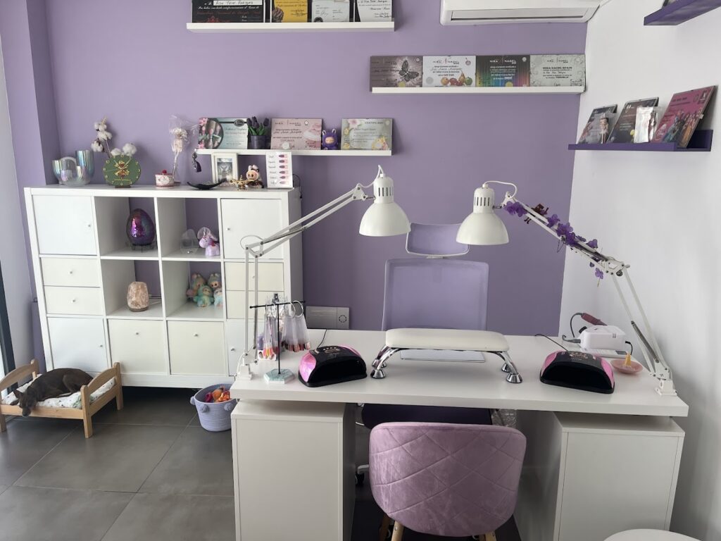 Aida Nails & Beauty - Salón de manicura y pedicura en Almería