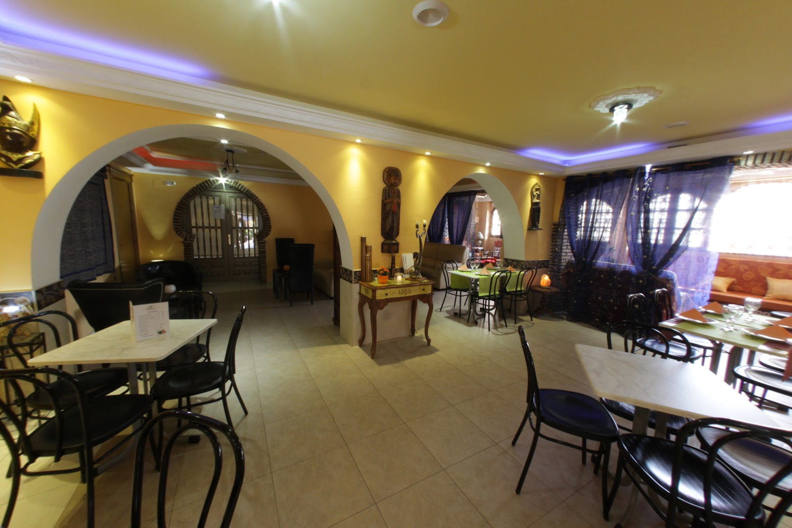 Aloe-Restaurante Vegetariano y Vegano | Cerrado por Jubilación - Restaurante vegetariano en Almería