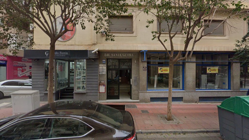 Dra. Cristina Puche Sanz - Médico en Almería