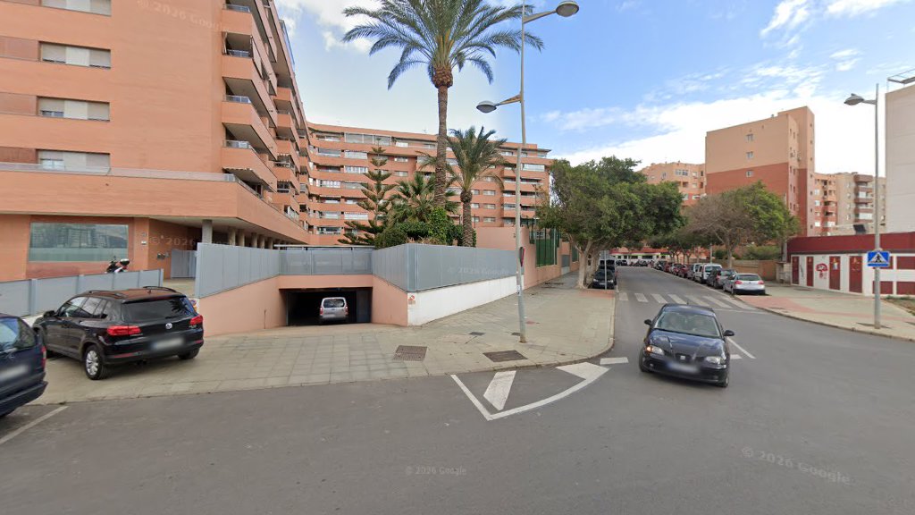 Alquiler de trasteros y garajes en Vega de ACA - Trasteros y almacenamiento en Almería