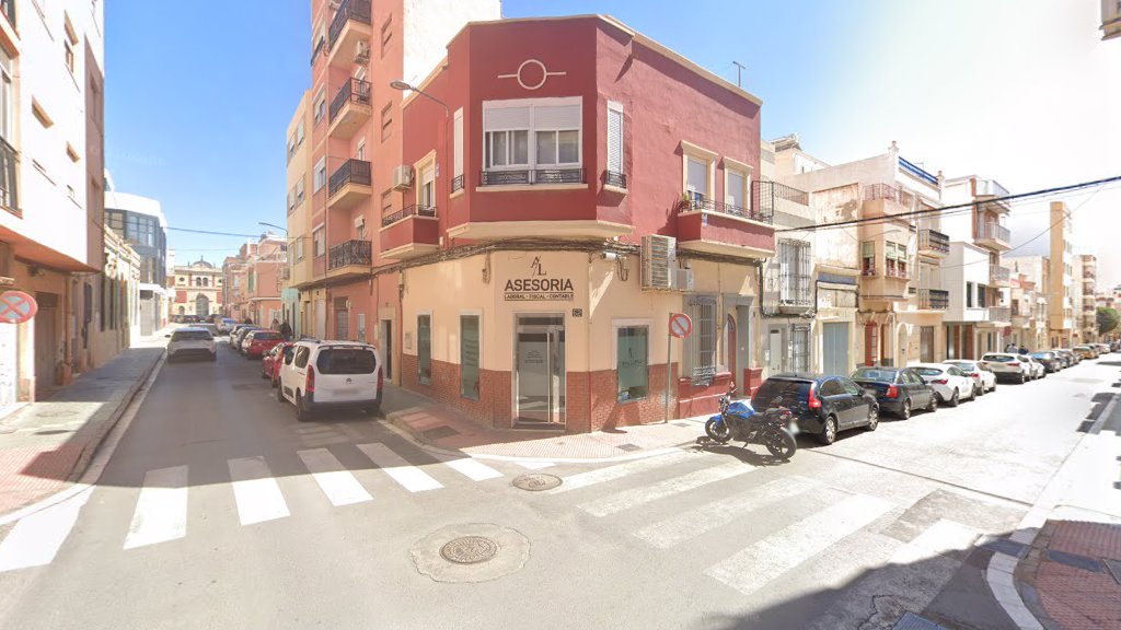 Ana López Asesores - Asesor en Almería