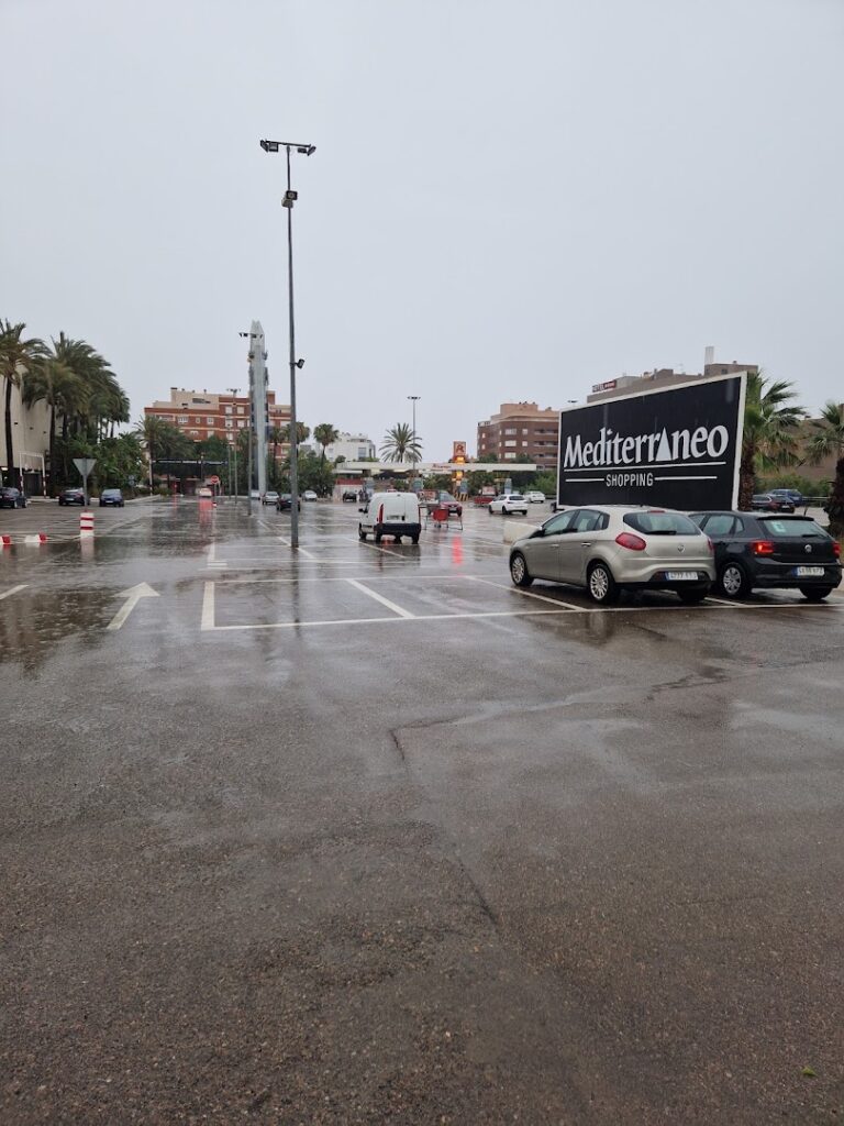 Aparcamiento Alcampo - Aparcamiento gratuito en Almería