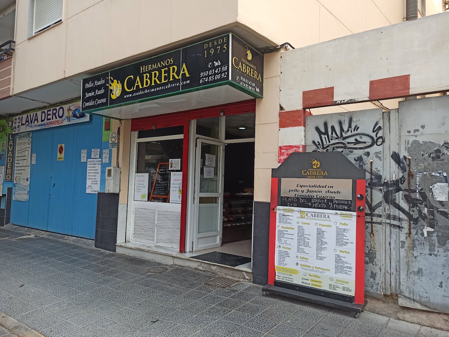 Asador de Pollos Hermanos Cabrera - Restaurante en Almería