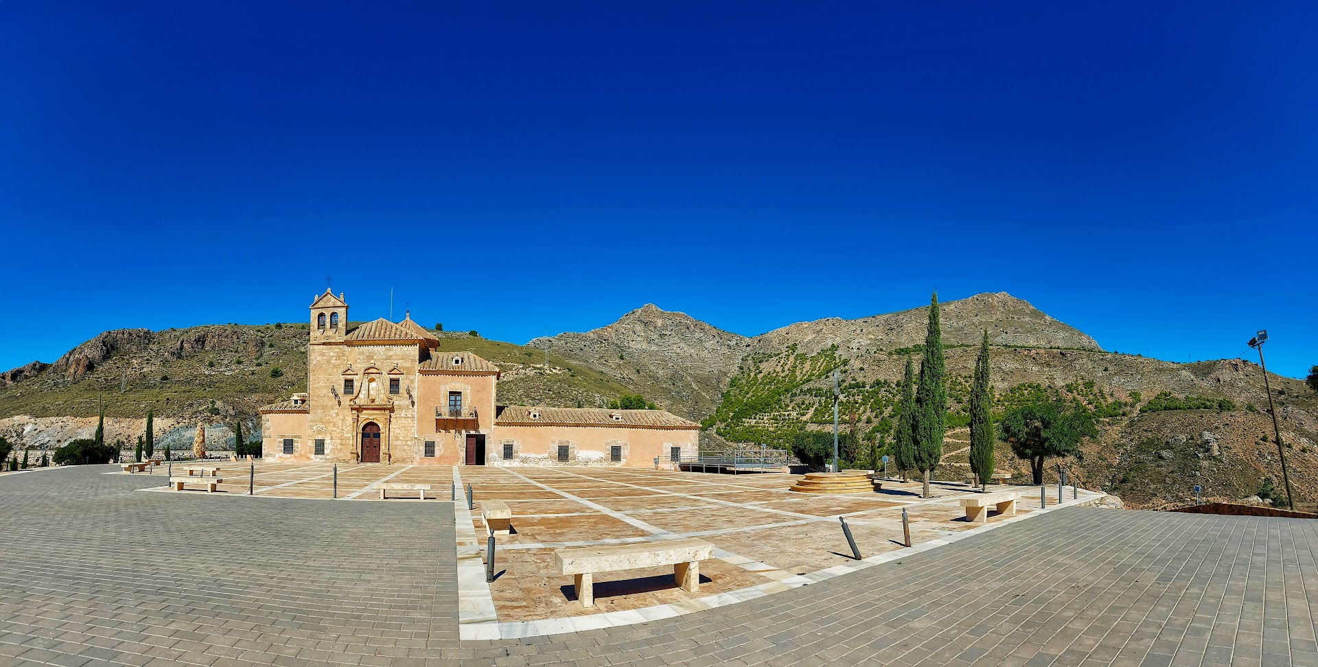 Asociación de Personas con Discapacidad "El Saliente" - Organización de servicios sociales en Huércal de Almería