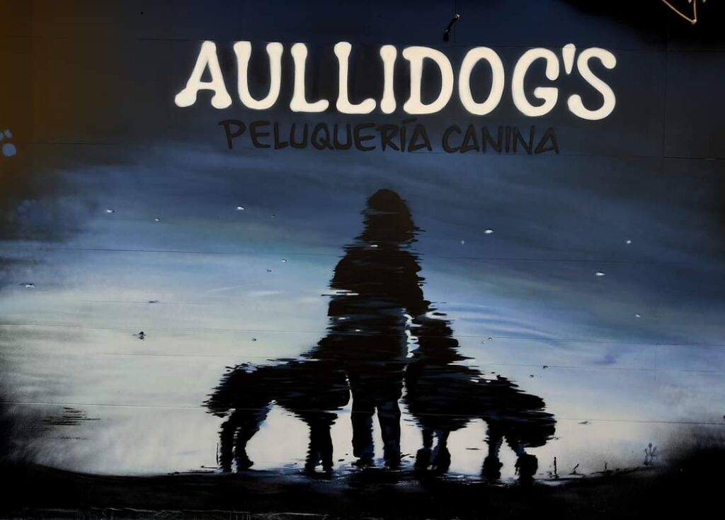 Aullidog's - Peluquero de mascotas en Almería