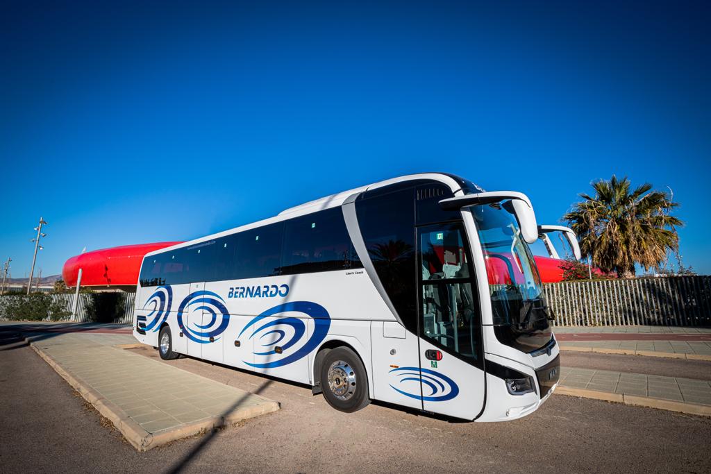 Autocares Bernardo - Agencia de alquiler de autobuses en Almería