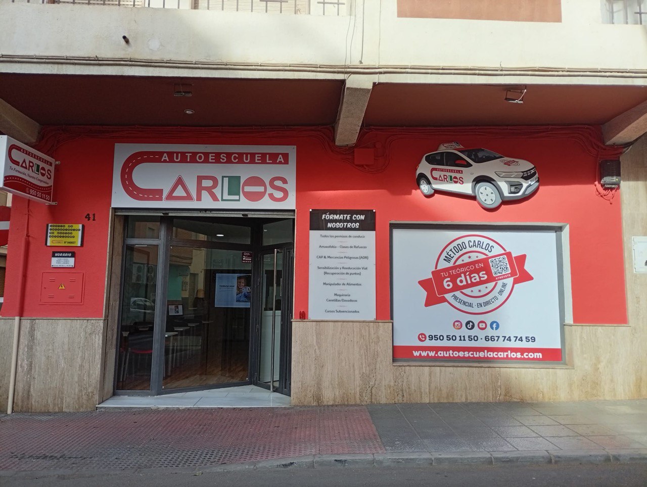 Autoescuela Carlos - Almería - Autoescuela en Almería