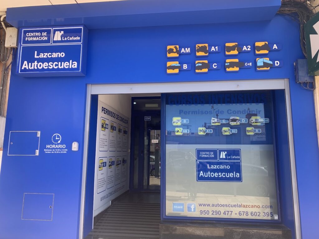 Autoescuela Lazcano - Autoescuela en Almería