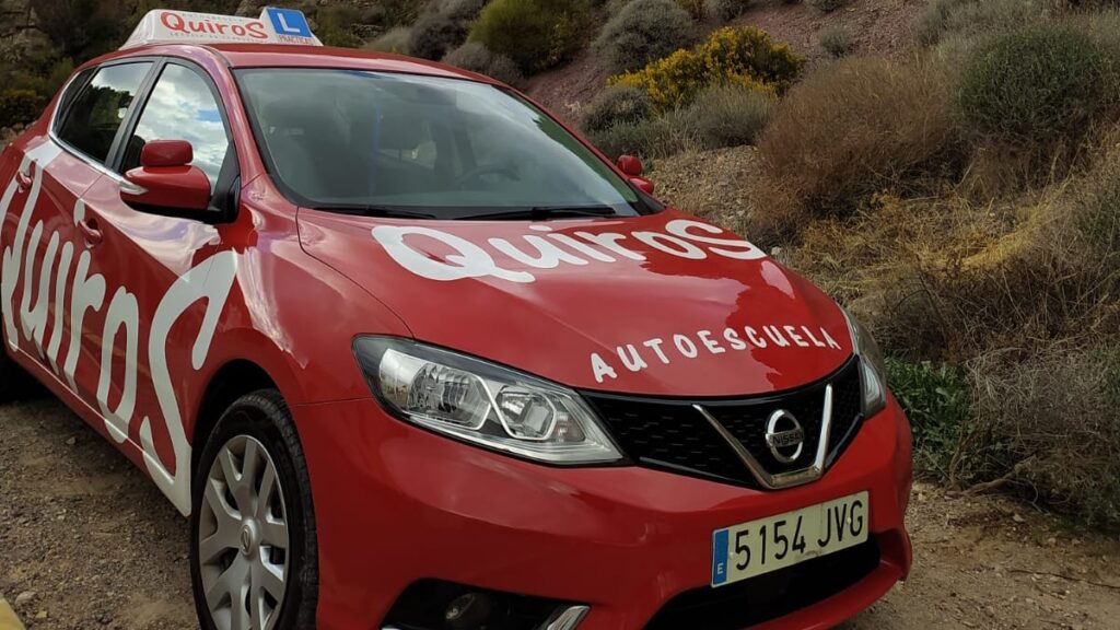 Autoescuela QUIROS - Centro de formación - Autoescuela en Aguadulce