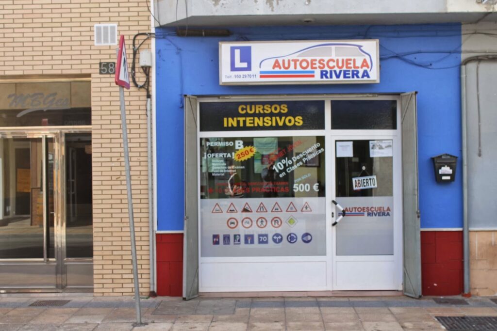 Autoescuela Rivera - Autoescuela en El Alquián