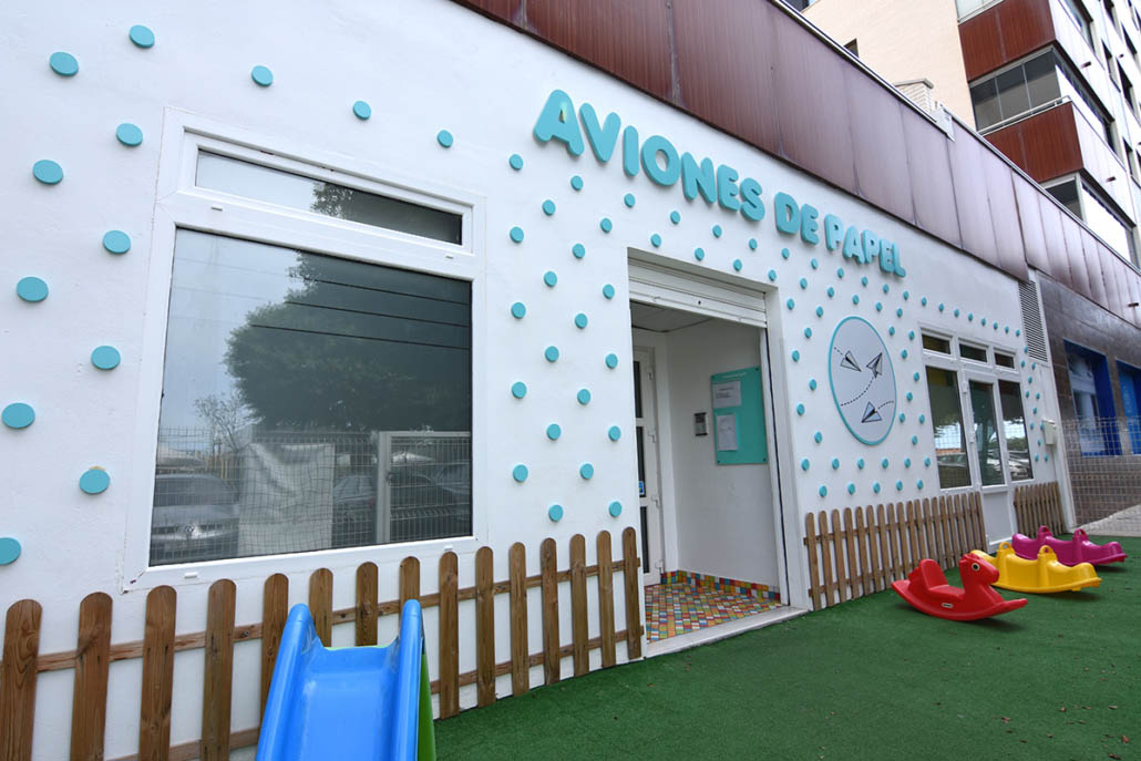 Aviones de Papel - Guardería en Almería