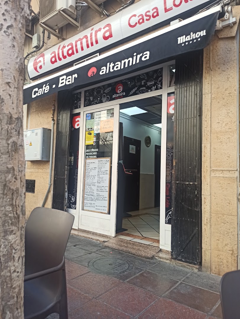 Bar Altamira Casa Lola - Bar de tapas en Almería
