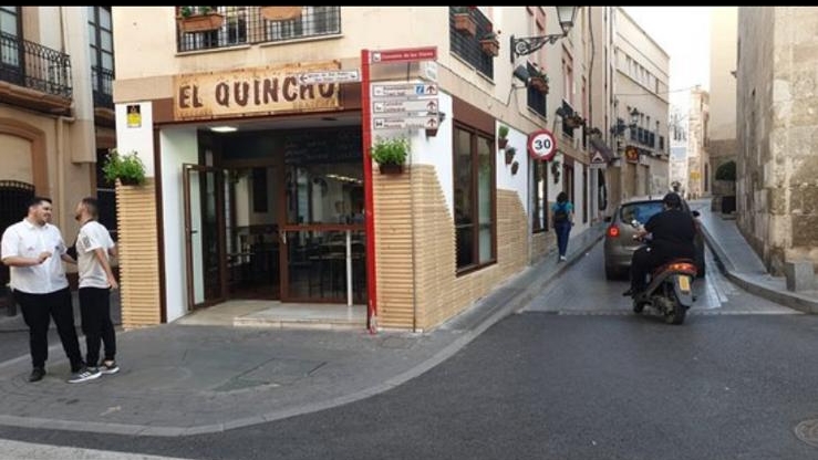 Bar El Quincho - Bar de tapas en Almería