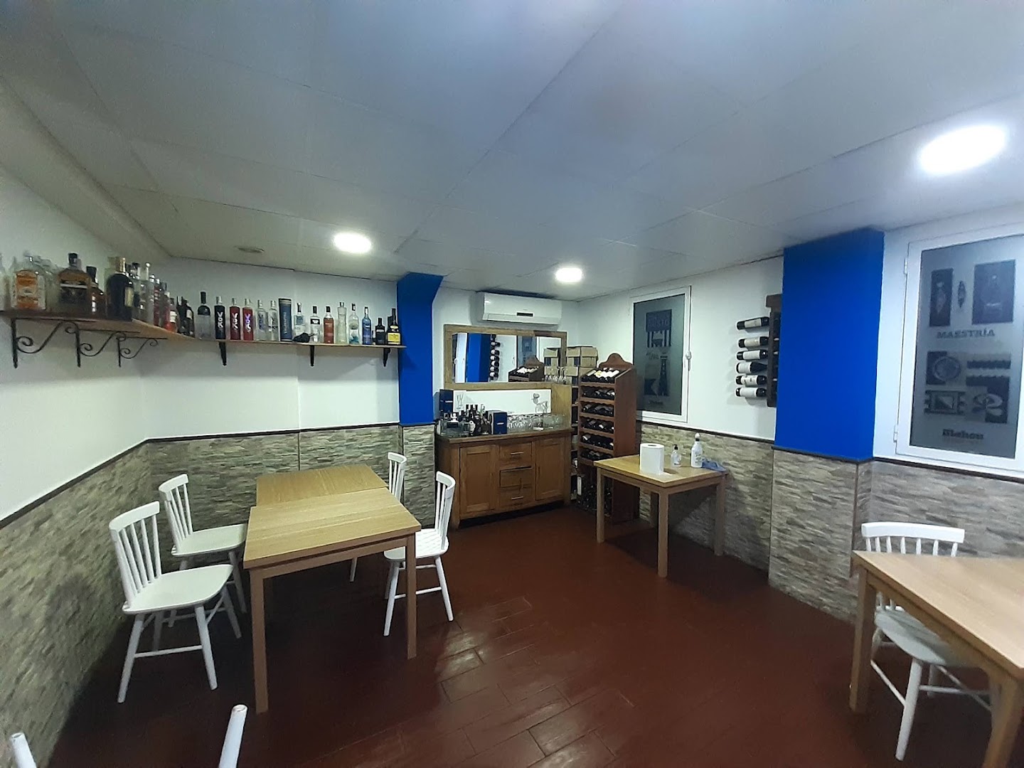 Bar El Tirso - Bar de tapas en Almería