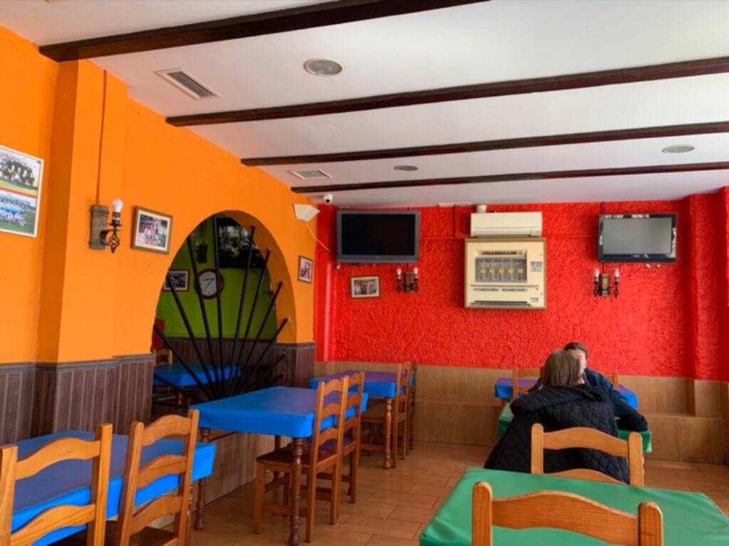Bar La Cabaña del Tío Tom - Bar de tapas en Almería