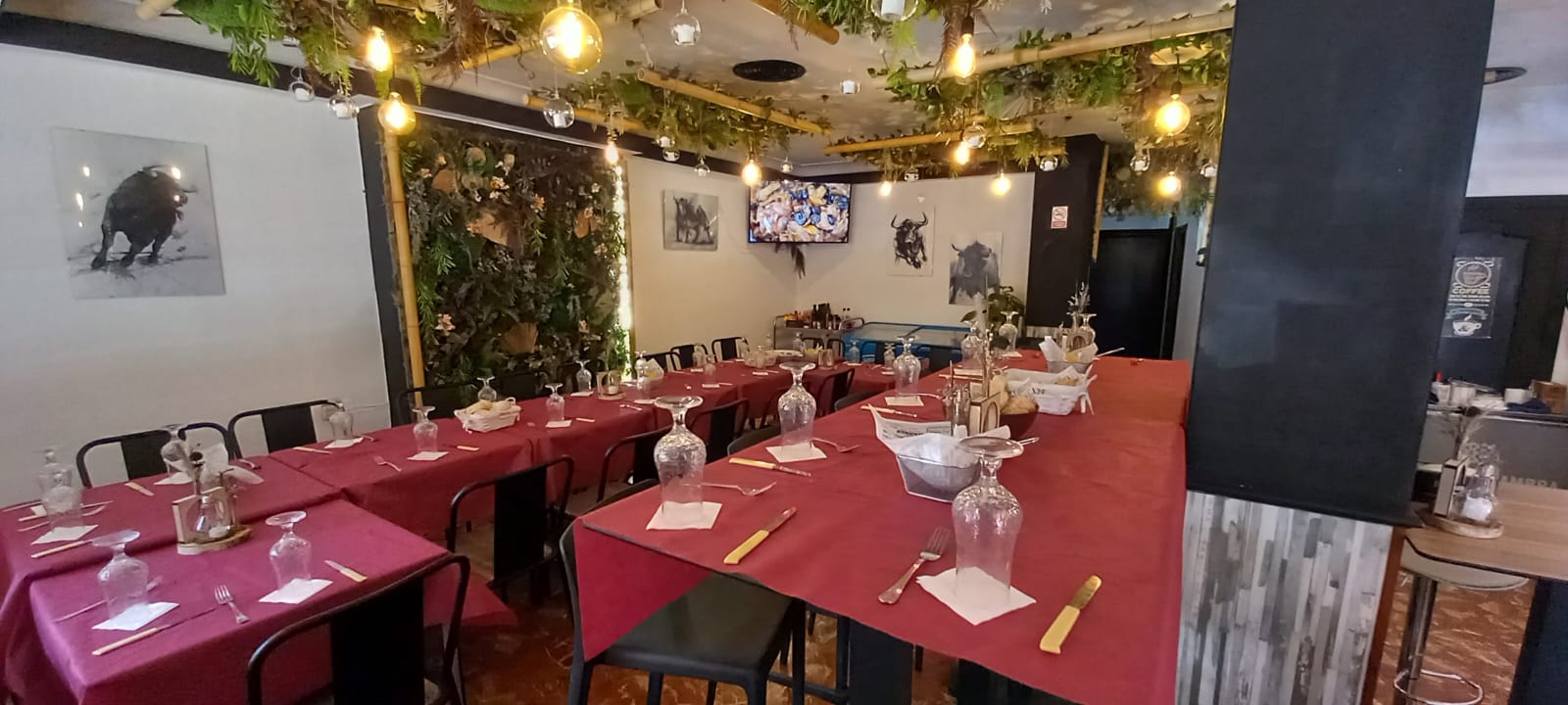 Bar La Vecina - Bar en Almería