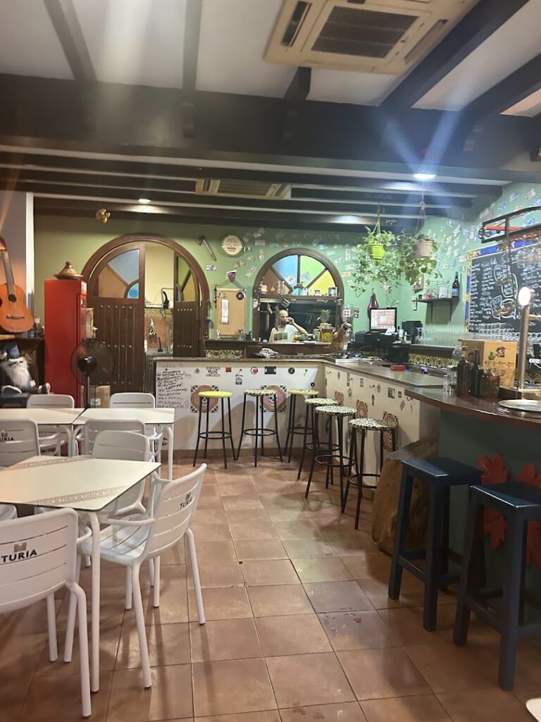 Bar de Tapas en Almería - LaLoLa - Bar de tapas en Almería