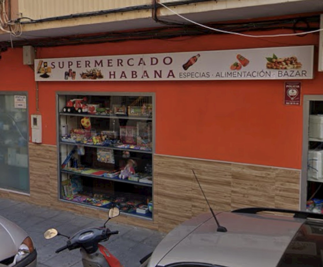Bazar Chabana Locutorio - Tienda de alimentación en Almería