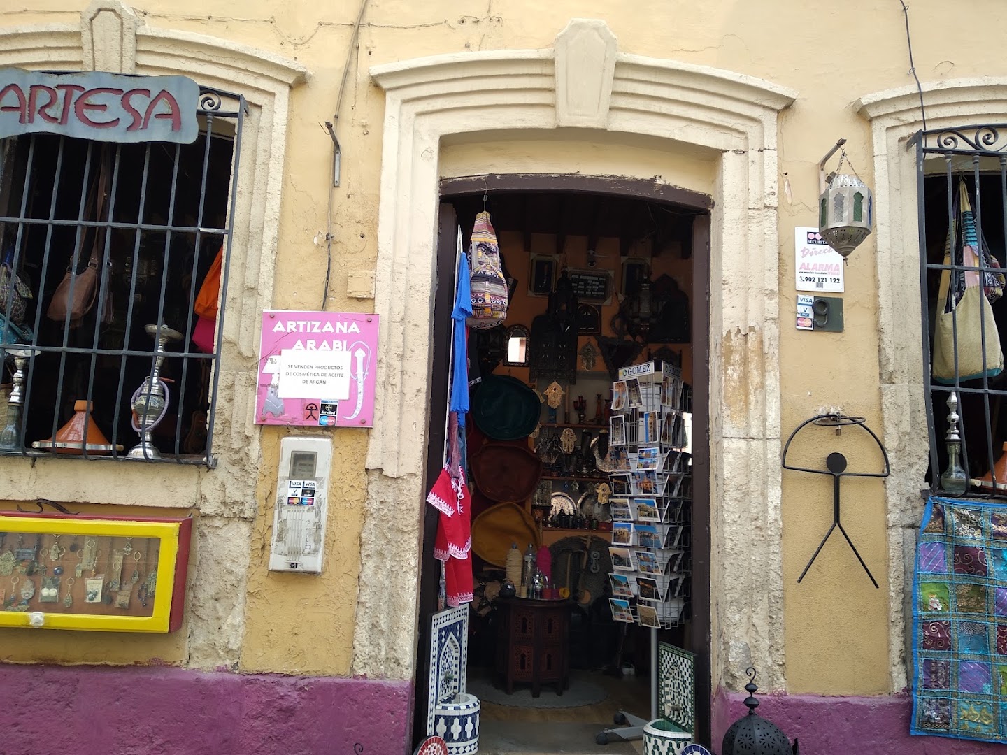 Bazar El Manzor - Bazar en Almería