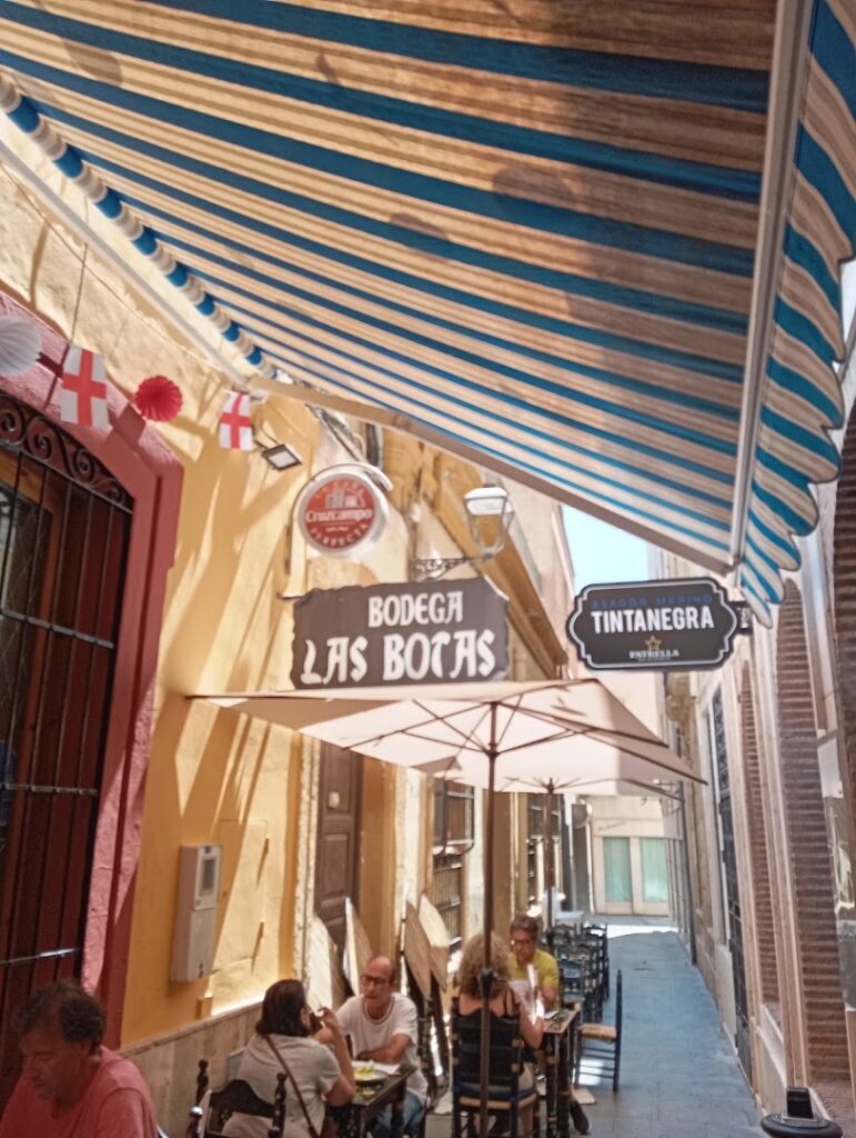 Bodega las Botas - Bar en Almería