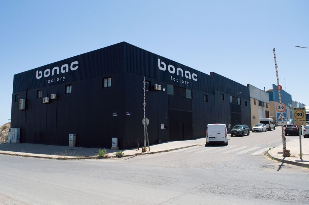 Bonac Cocinas y Armarios - Tienda de muebles de cocina en Viator