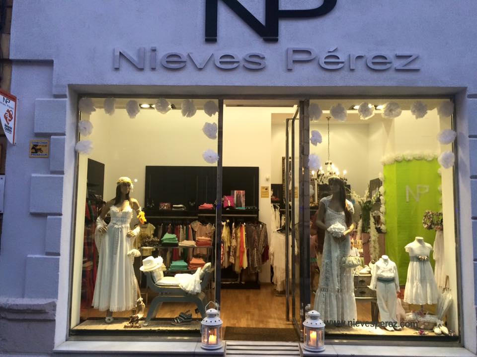 Boutique Nieves Perez - Tienda de vestidos de novia en Almería