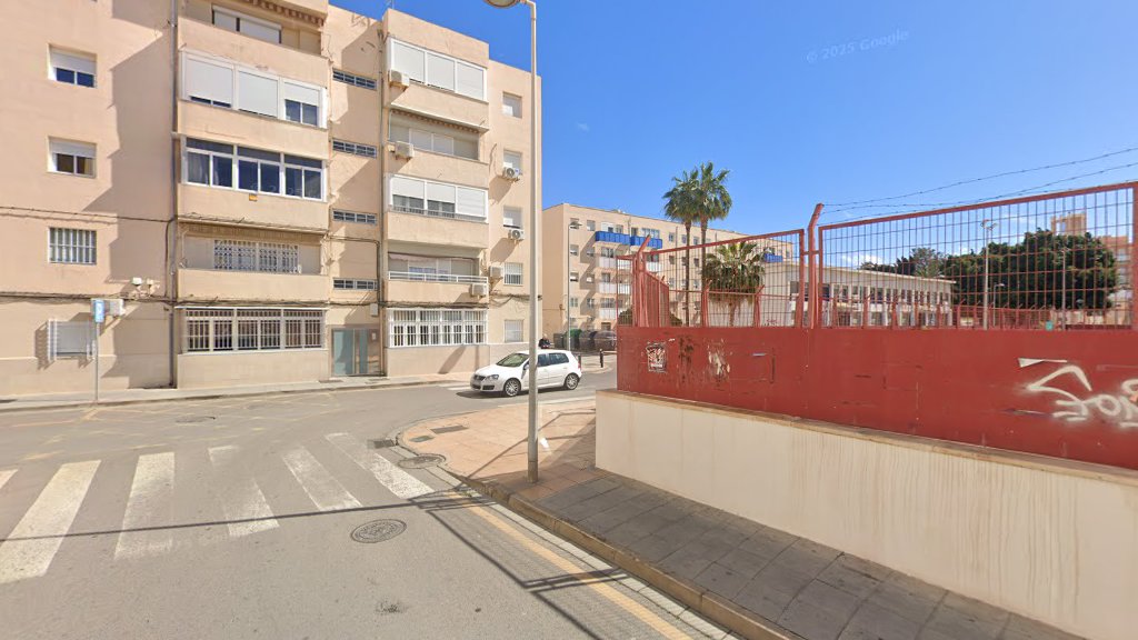 CEIP Antonia Santaolalla - Instituto de secundaria en Almería