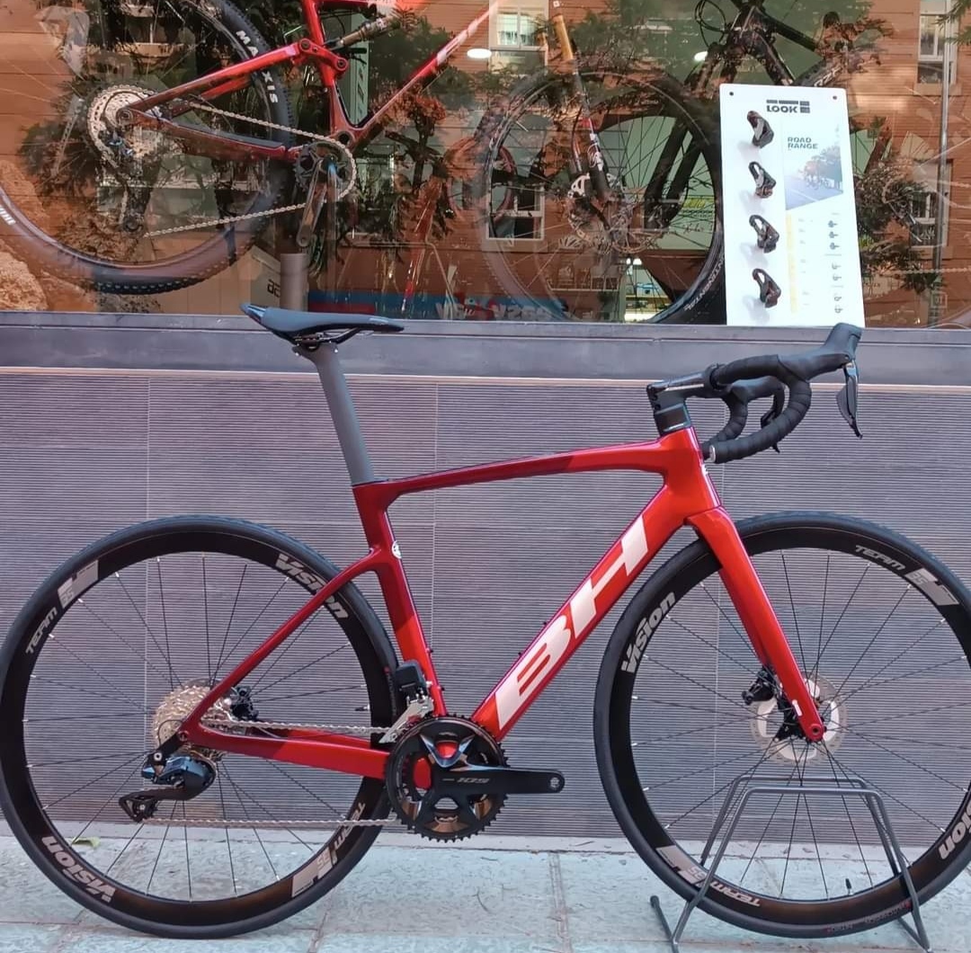 CICLOS N´RUTA - Taller de bicicletas en Almería