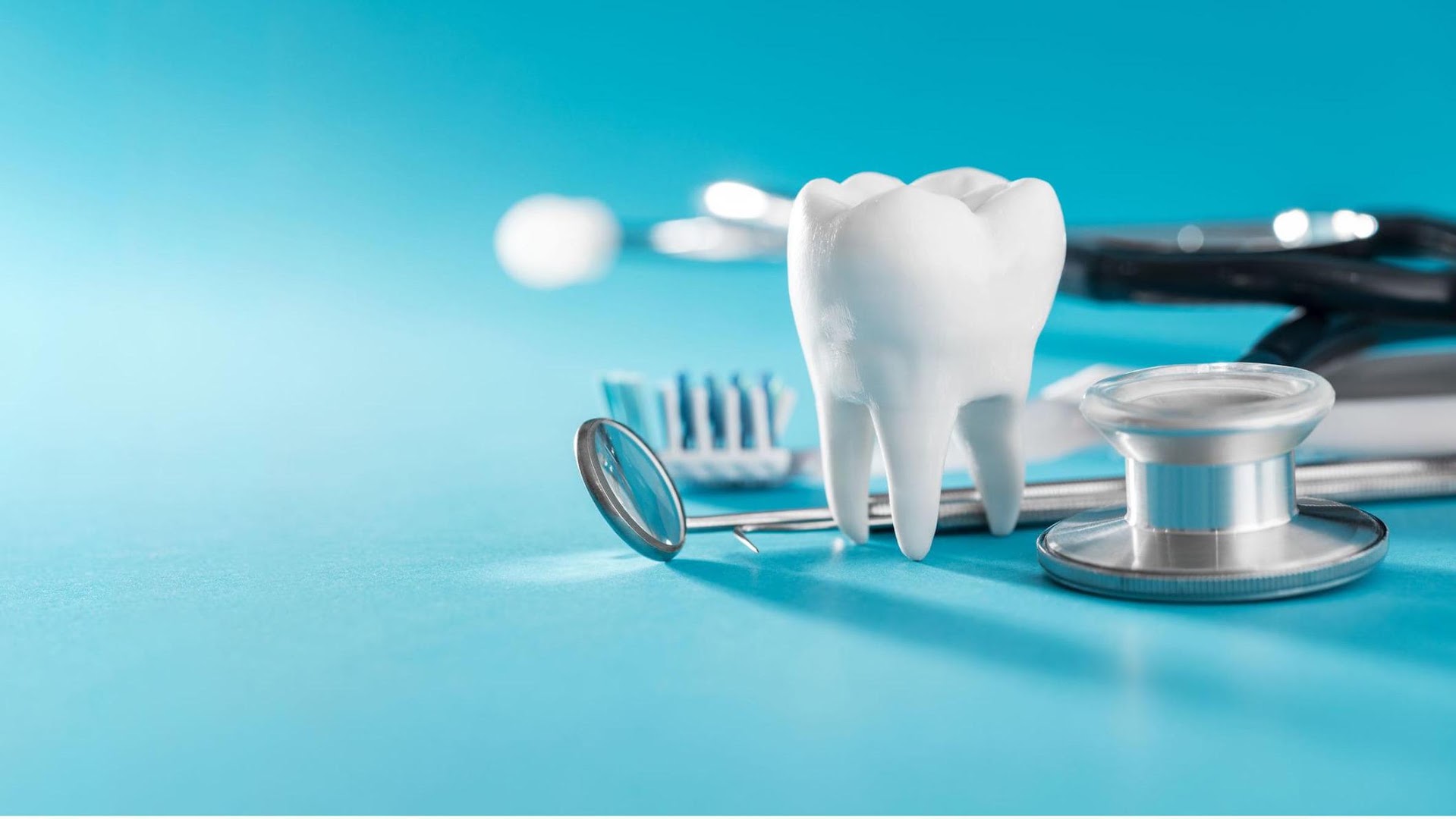 CLÍNICA DE ORTODONCIA JAIME BENÍTEZ HITA S.L. - Clínica dental en Almería