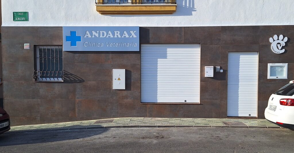 CLINICA VETERINARIA ANDARAX - Veterinario en Huércal de Almería