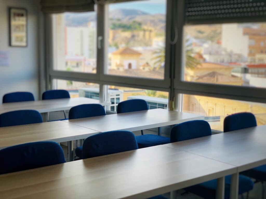 COLEGIO OFICIAL DE TRABAJO SOCIAL DE ALMERÍA - Asociación u organización en Almería
