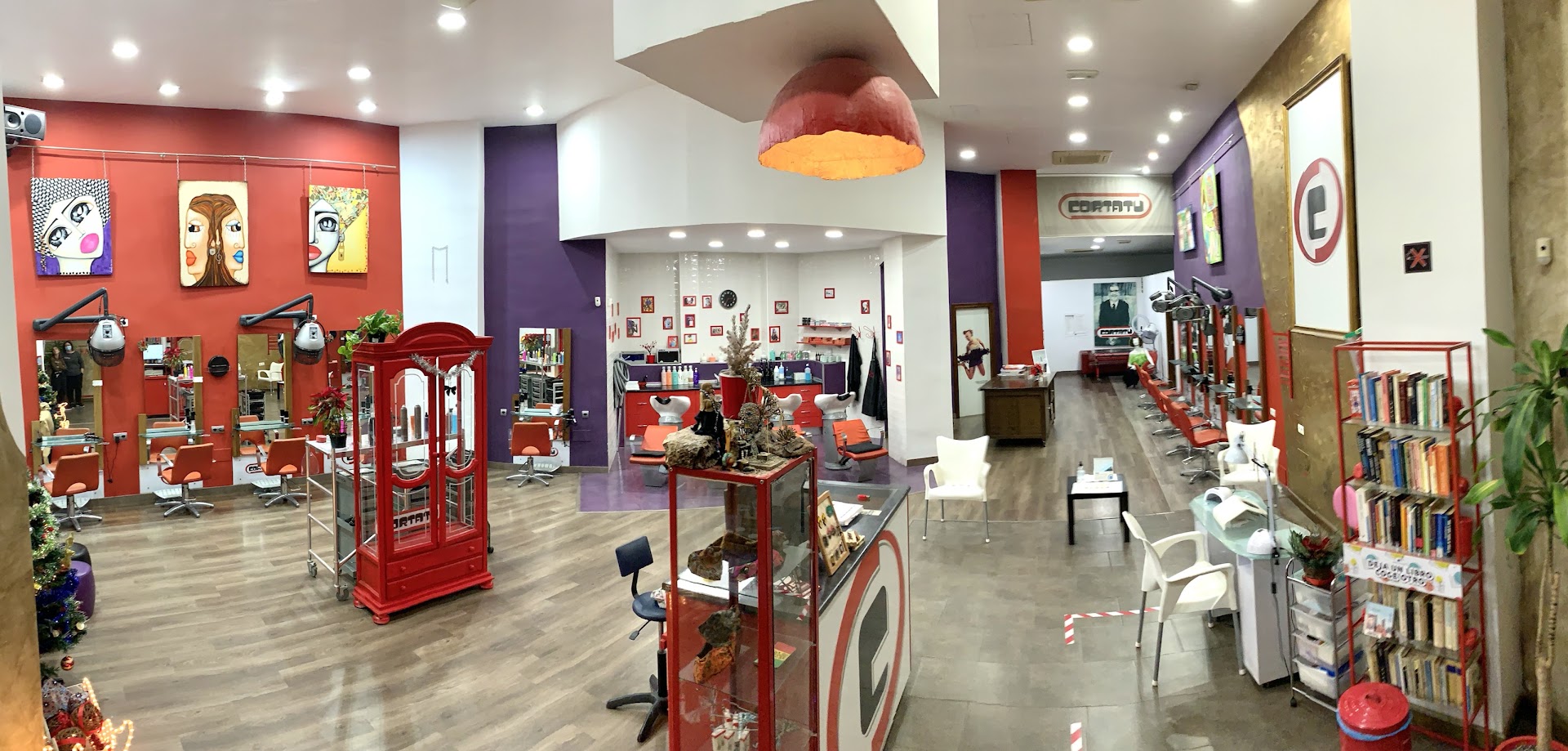 CORTATU ESTILISTAS - Peluquería en Almería