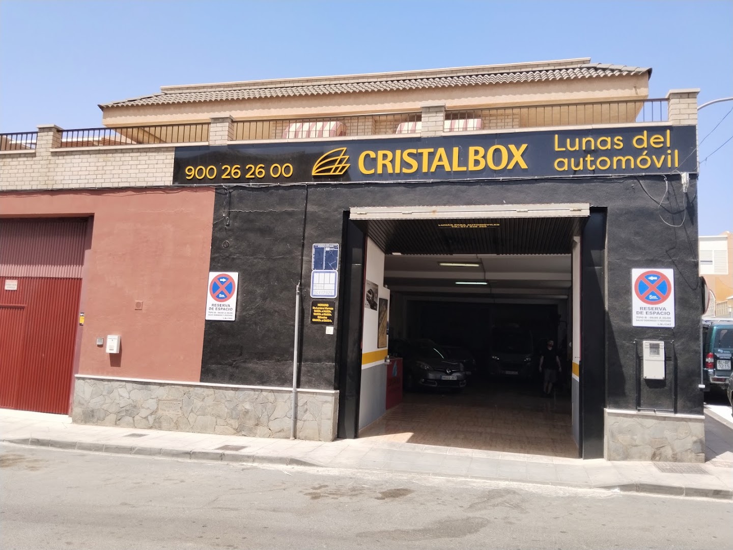 CRISTALBOX Huércal de Almería - Taller de cristales para automóviles en Huércal de Almería