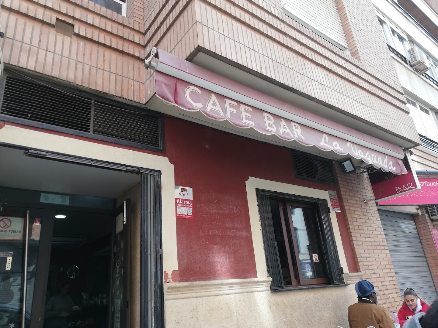 Cafe Bar La Vaguada - Cafetería en Almería