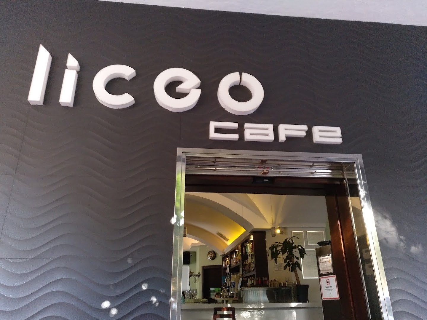 Cafe Bar Liceo - Bar de tapas en Almería