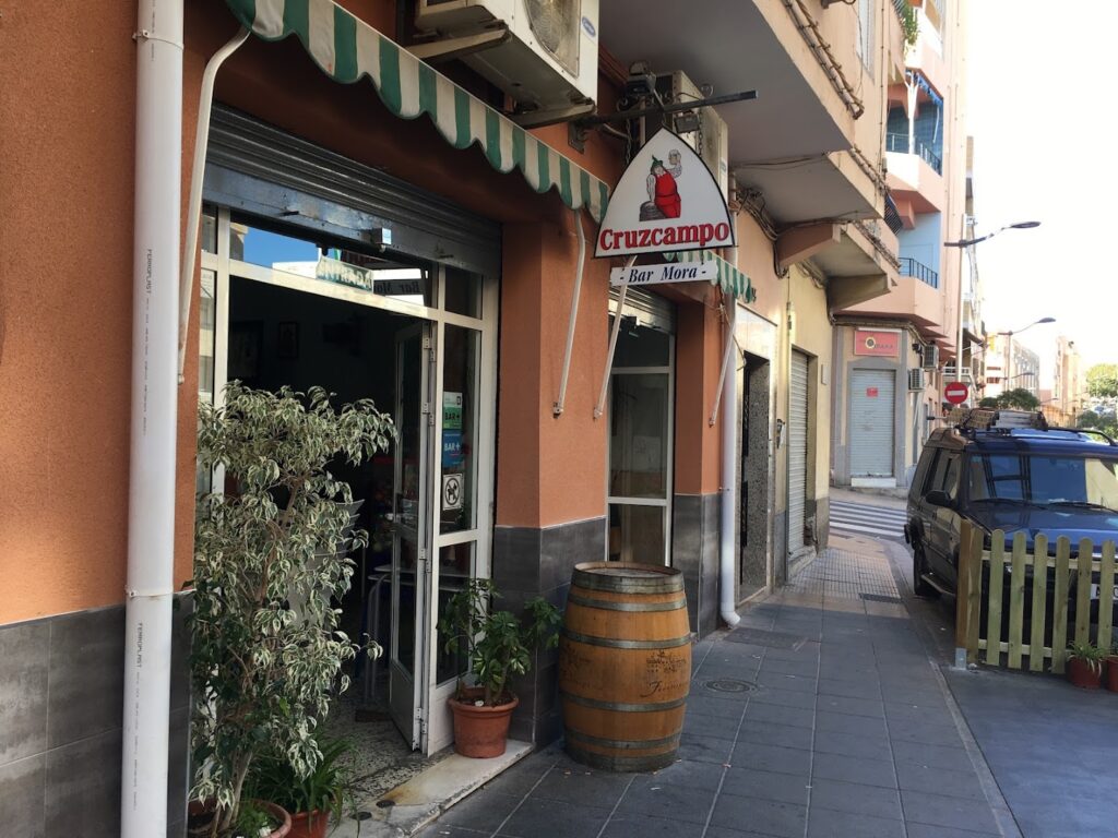 Café Bar Mora - Bar de tapas en Almería