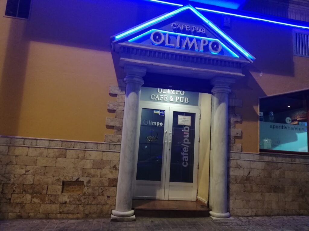 Cafe Bar Olimpo - Bar en Almería