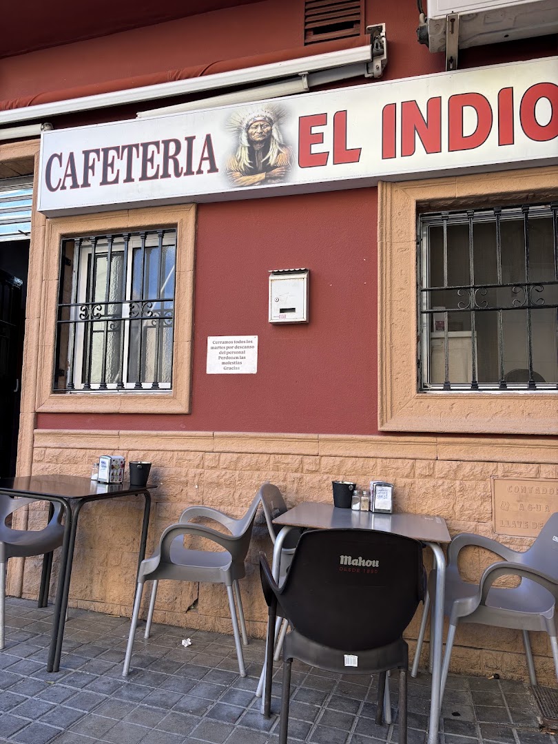 Cafe bar El Indio - Bar en Almería