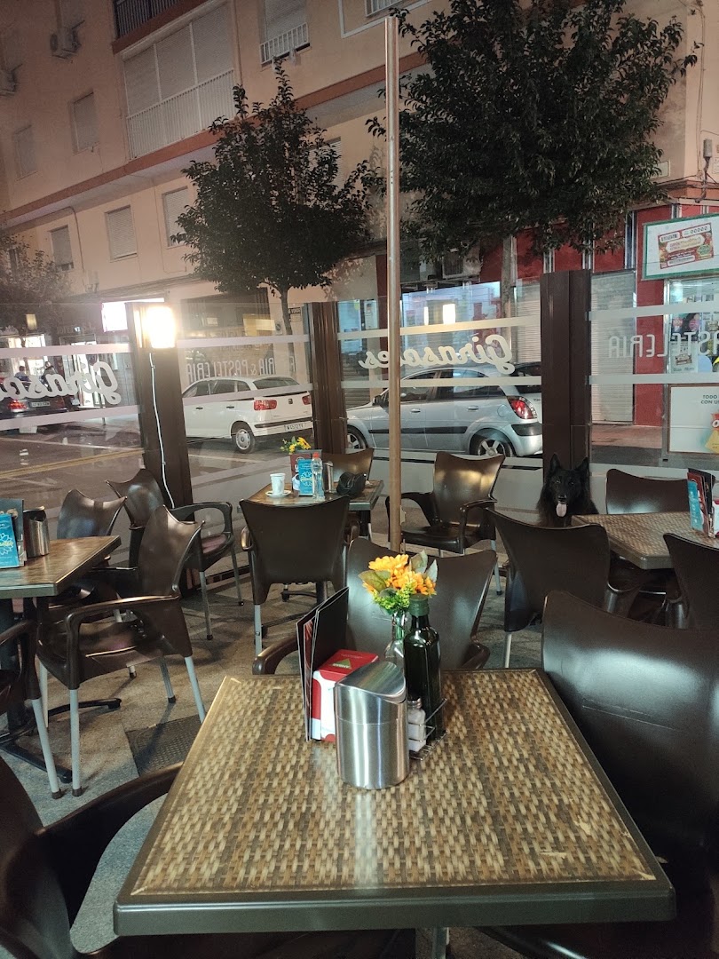 Cafetería Girasoles - Cafetería en Almería