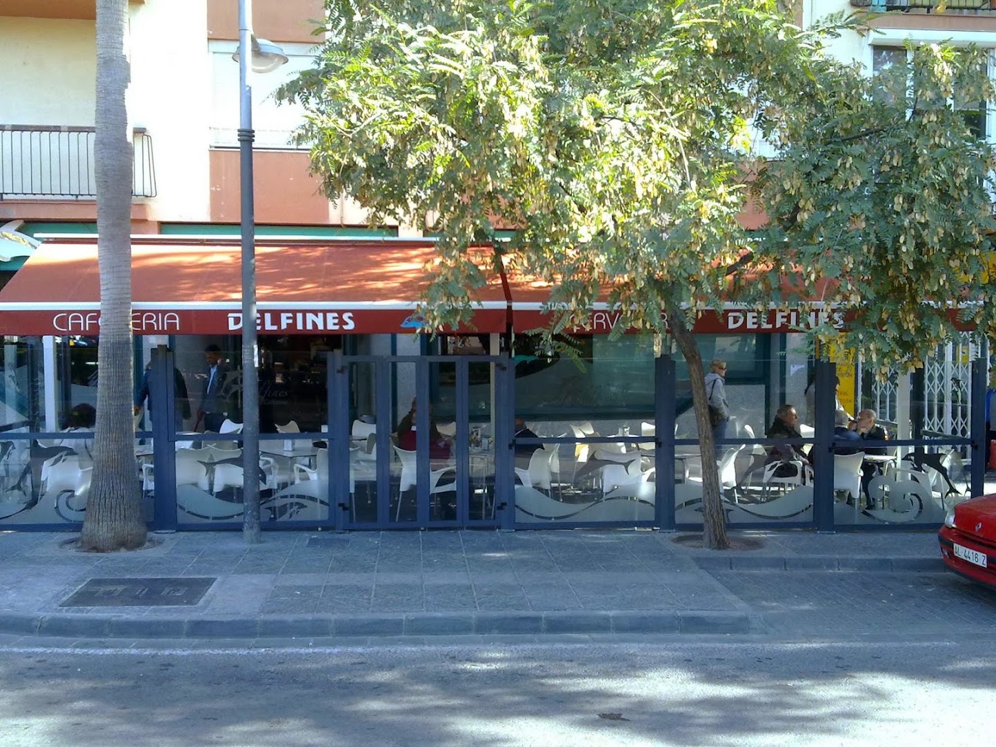 Cafetería Los Delfines - Cafetería en Almería