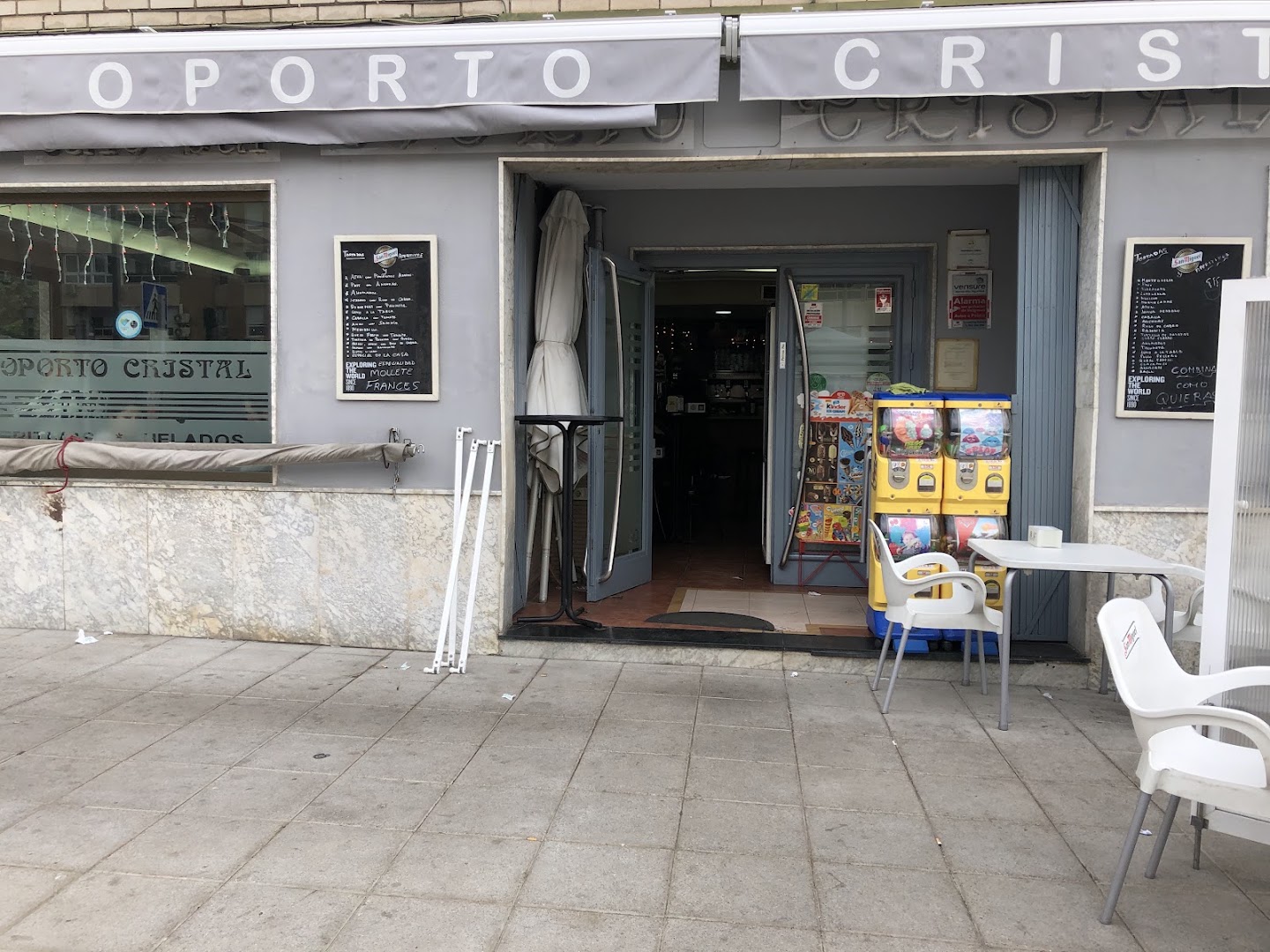 Cafetería Oporto - Cafetería en Almería