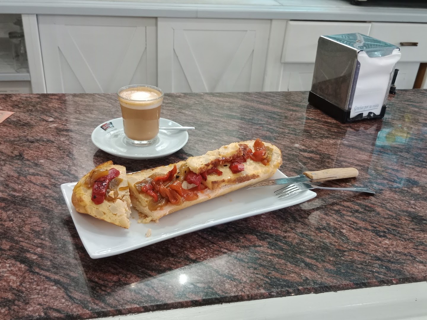 Cafetería Vipais - Cafetería en Almería