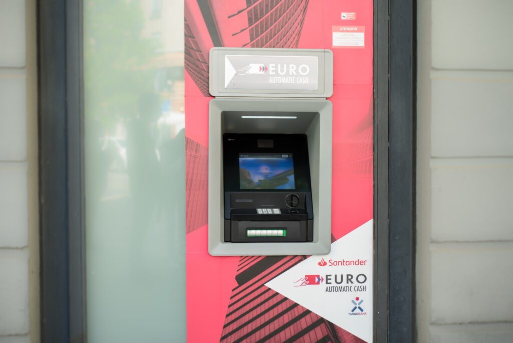 Cajero Euro Automatic Cash - Cajeros automáticos en Almería